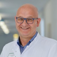 Dr Markus Knuf