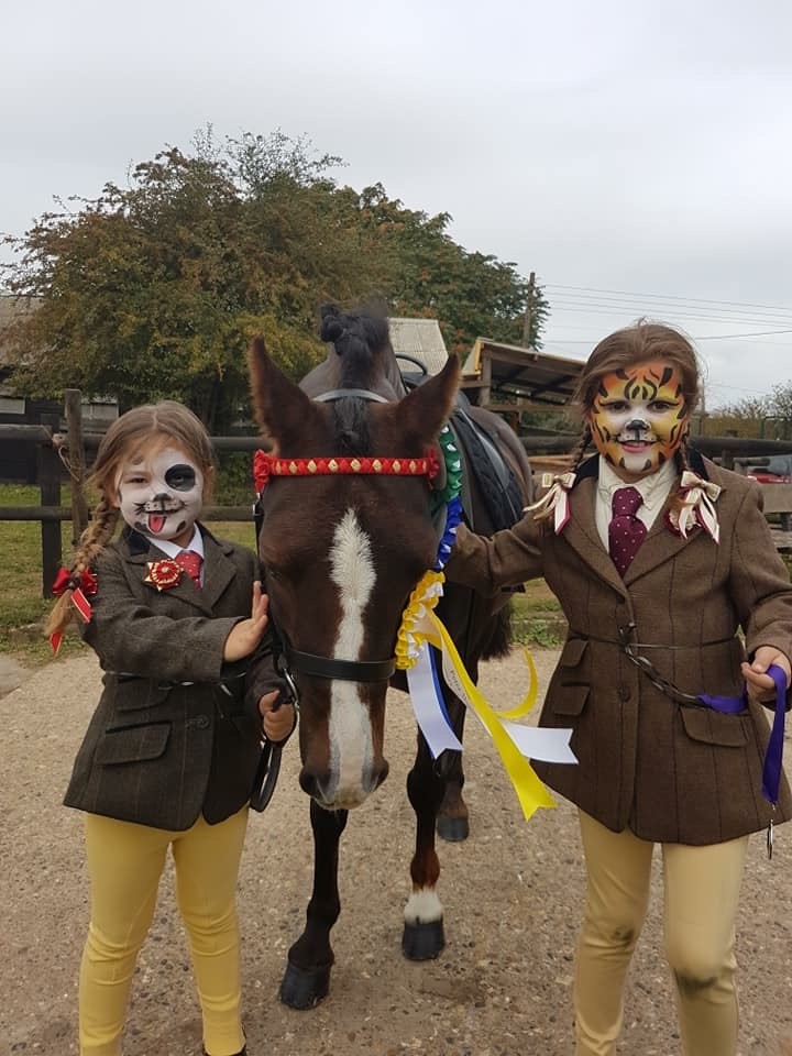 Children's horse show in memory of Maya