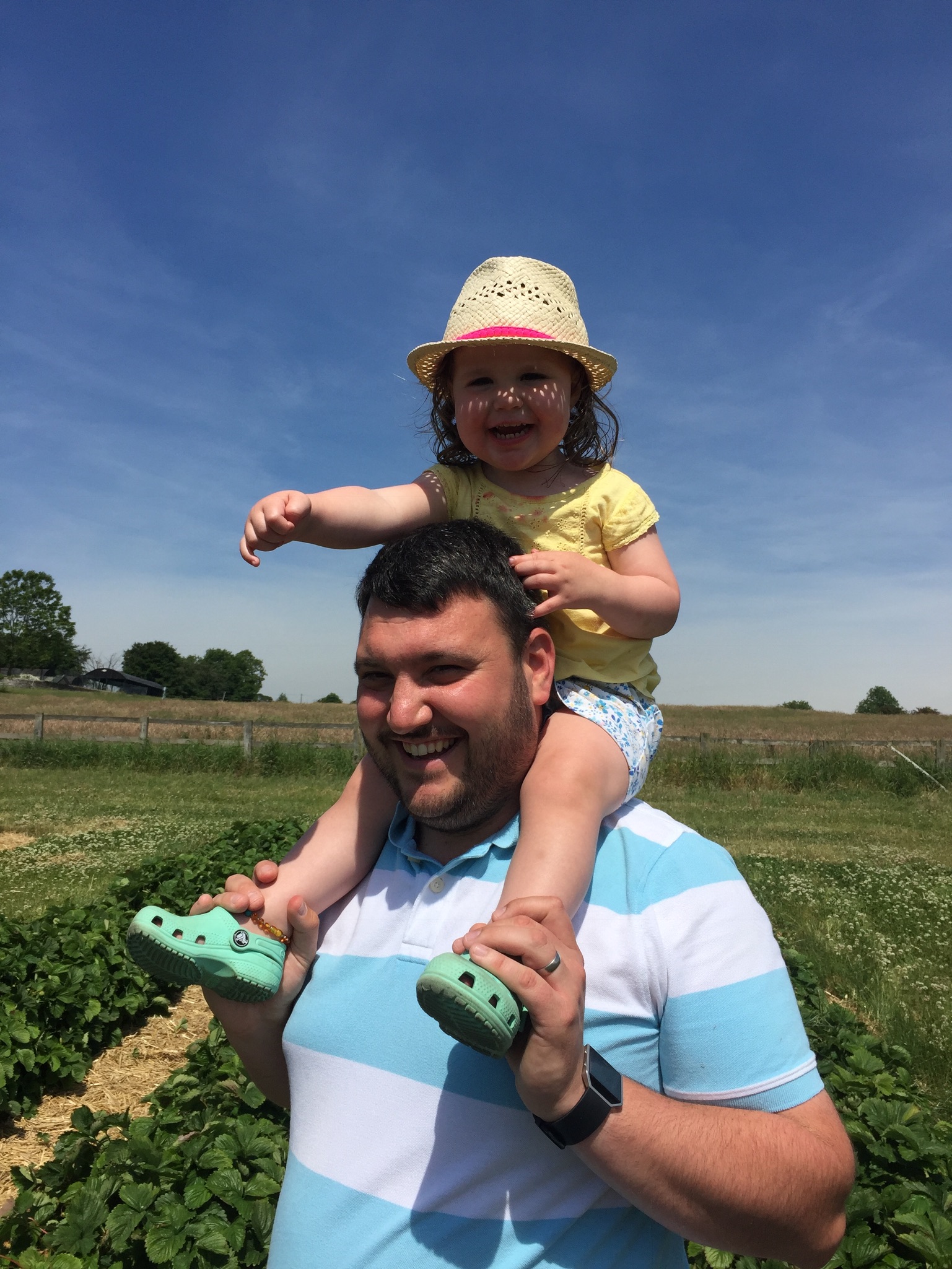 Dad and daughter both survive meningitis - now he's taking on a half marathon