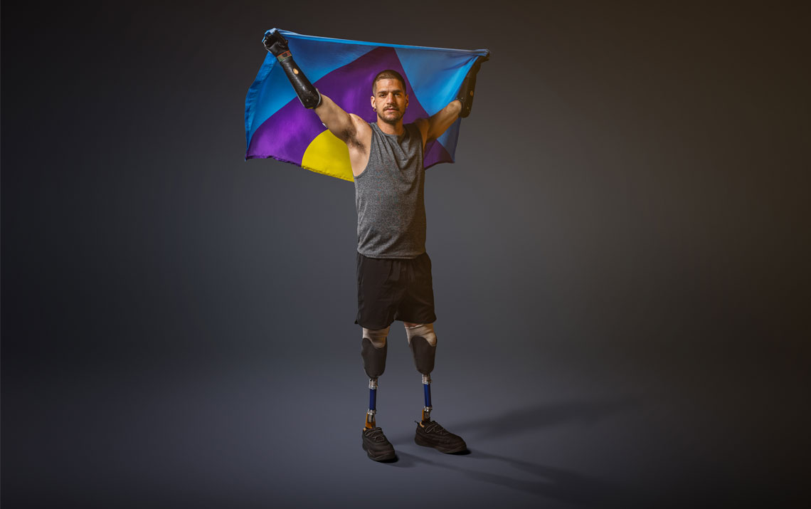 Davide Morana holding the Meningitis Flag