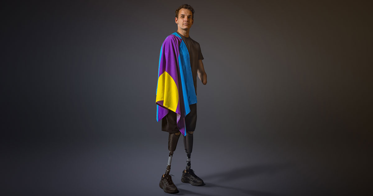 Theo Curin wearing the Meningitis Flag